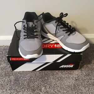 Size 8.5 Men's Memory Fom AVIA Sneakers Grey & Black